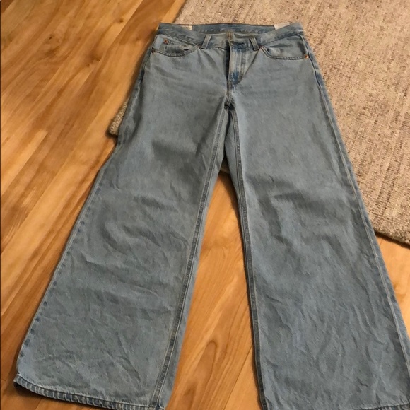 levis massive jeans